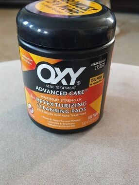Black & Orange Acne Treatment Jar